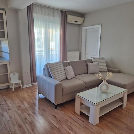 Apartman Loncar โปซูเช ภายนอก รูปภาพ