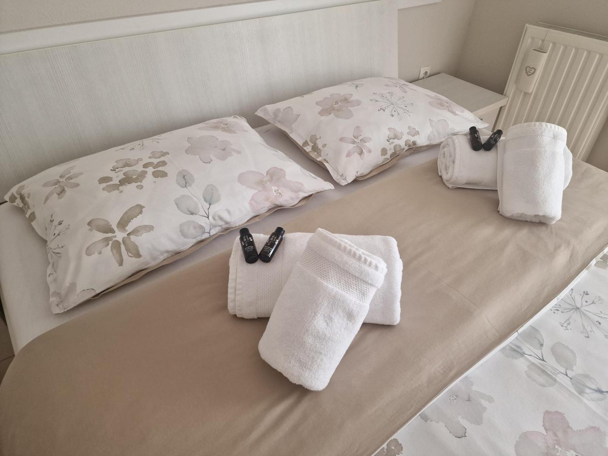Apartman Loncar โปซูเช ภายนอก รูปภาพ